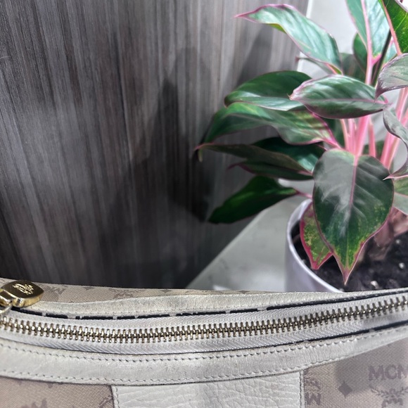 MCM White and Tan Hobo Bag with Monogrammed Design - Picture 10 of 15